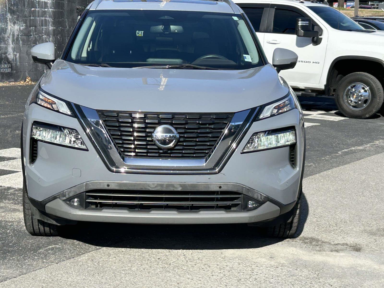 Used 2021 Nissan Rogue SL w/ Premium Package image 8