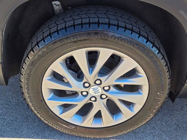 Used 2025 Buick Enclave Preferred FWD image 10