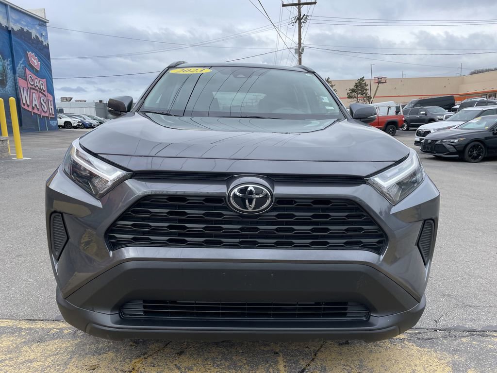 Used 2023 Toyota RAV4 XLE image 5