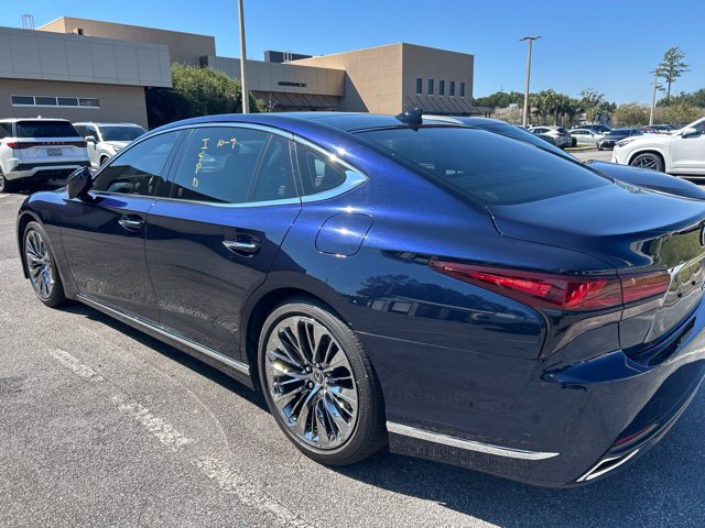 Certified 2022 Lexus LS 500 w/ Interior Upgrade Package RWD image 5