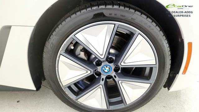 Used 2023 BMW i4 eDrive35 w/ Premium Package RWD image 80