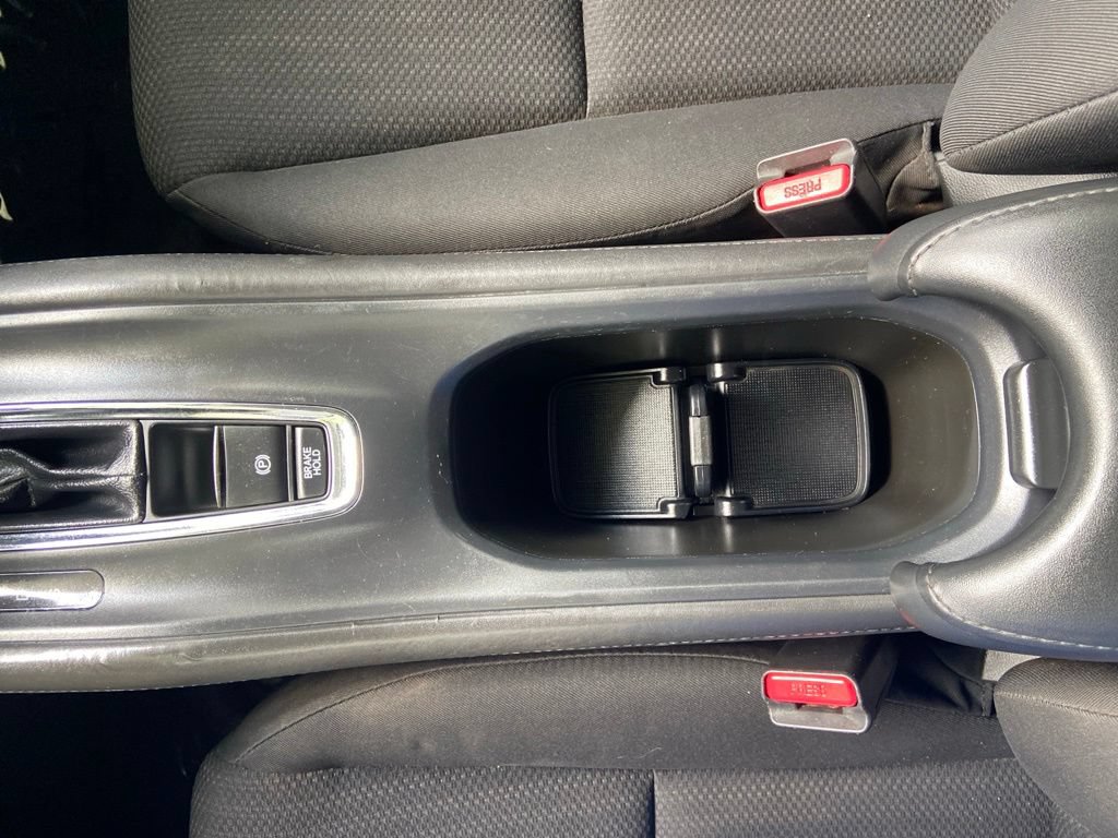 Used 2017 Honda HR-V EX image 26