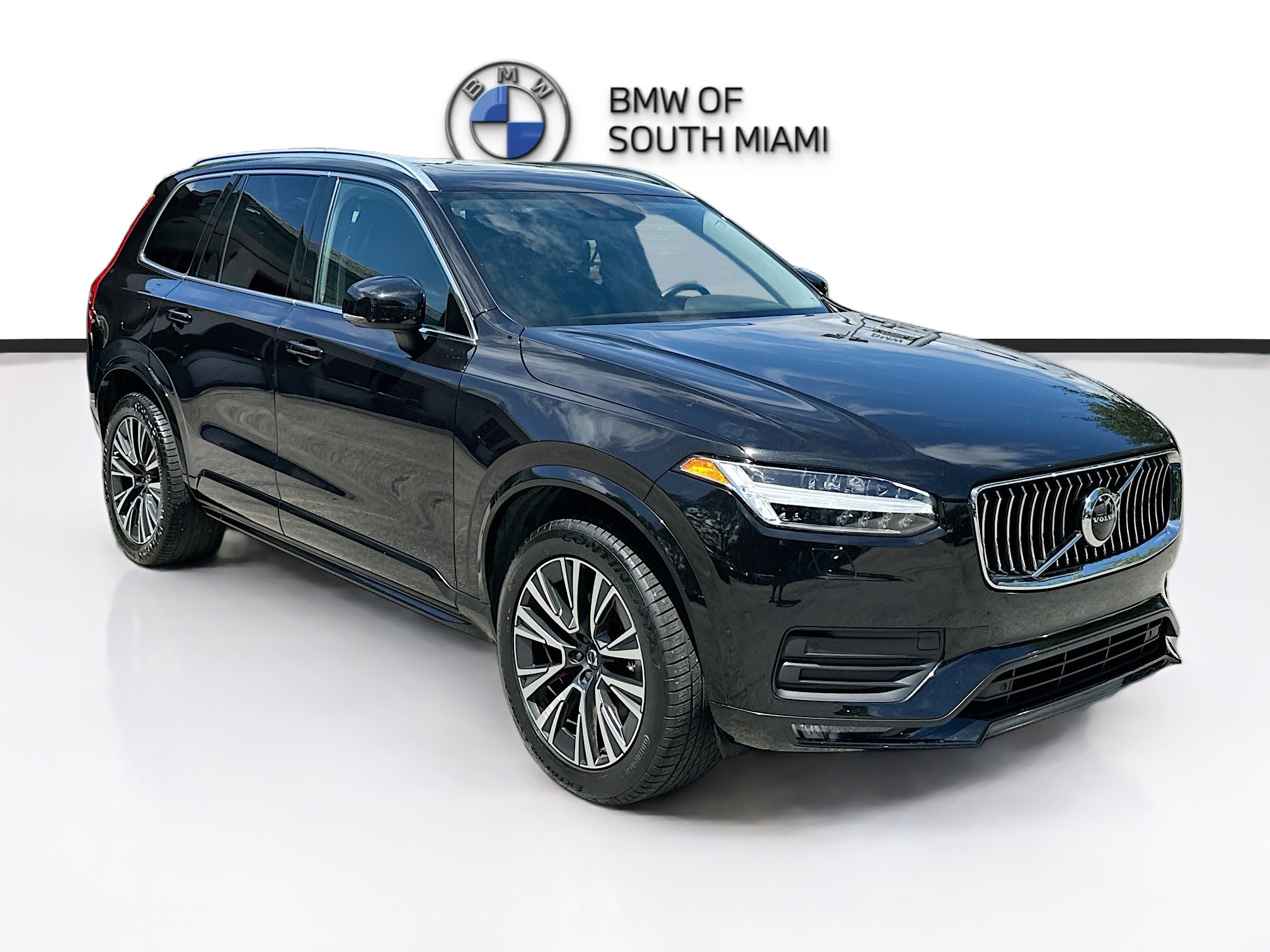 Used 2021 Volvo XC90 T5 Momentum image 1