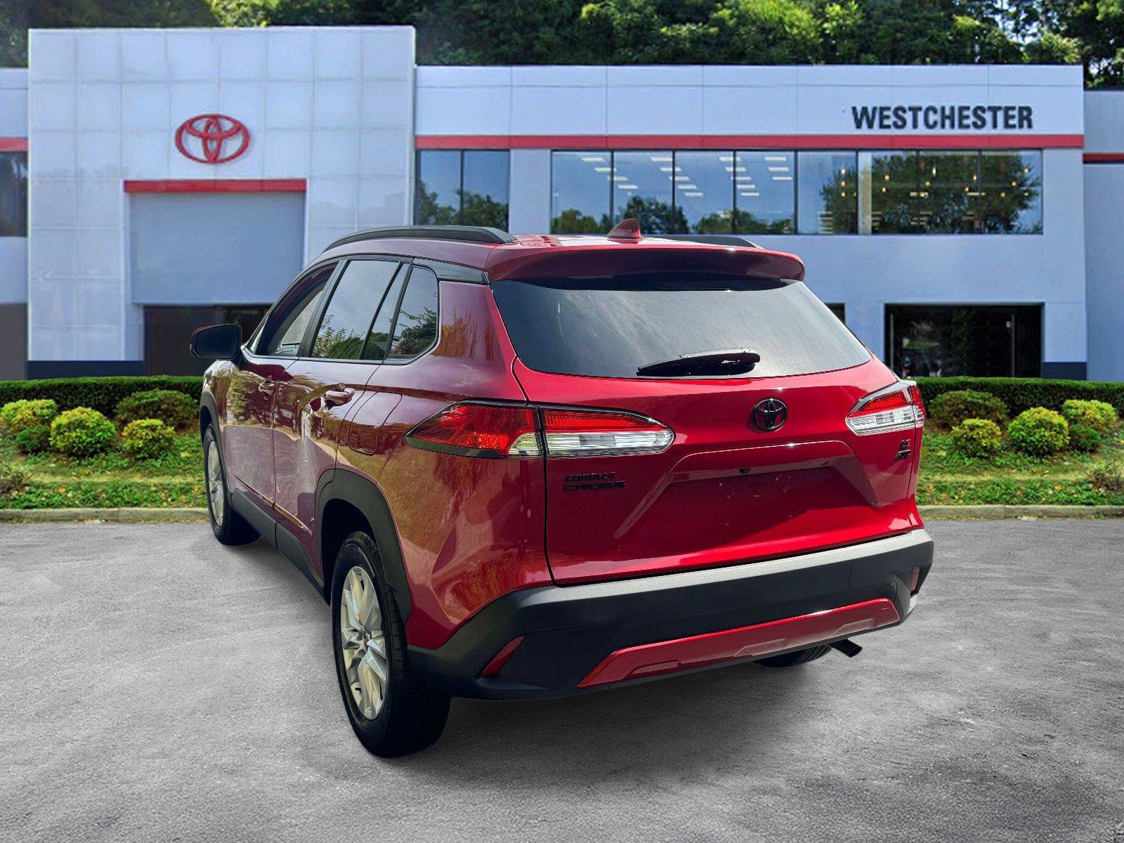 Certified 2024 Toyota Corolla Cross LE w/ Moonroof Package AWD/4WD image 5