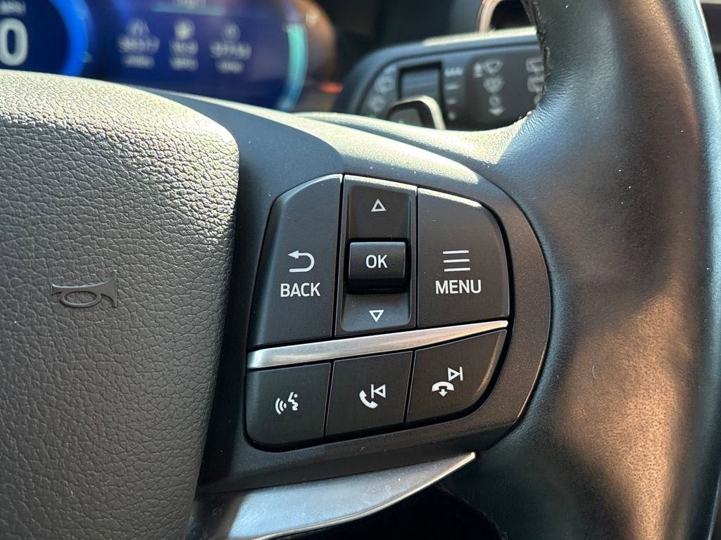 Used 2020 Ford Explorer Platinum w/ Premium Technology Package image 21