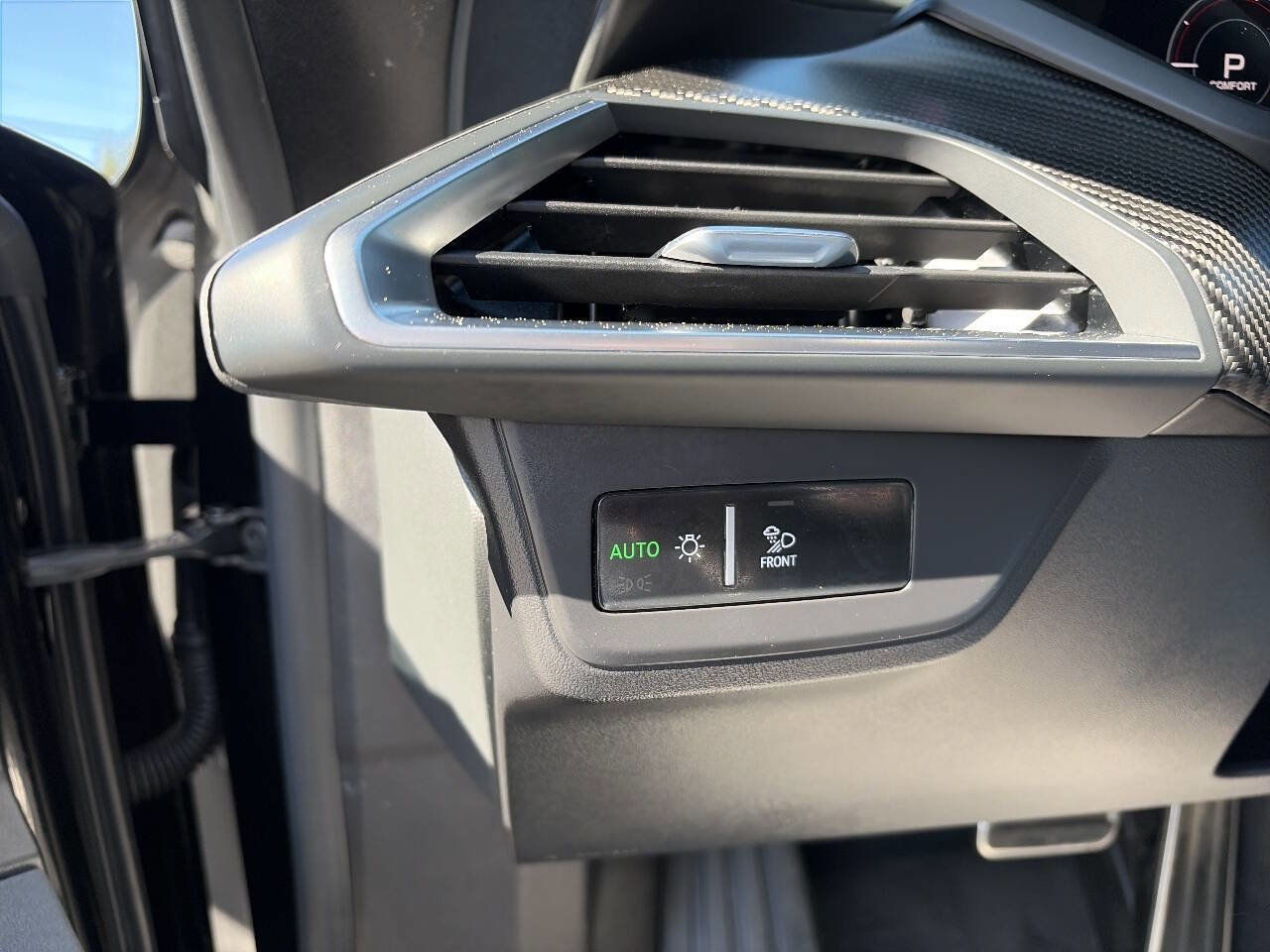 Used 2022 Audi RS e-tron GT w/ Year 1 Package AWD/4WD image 38