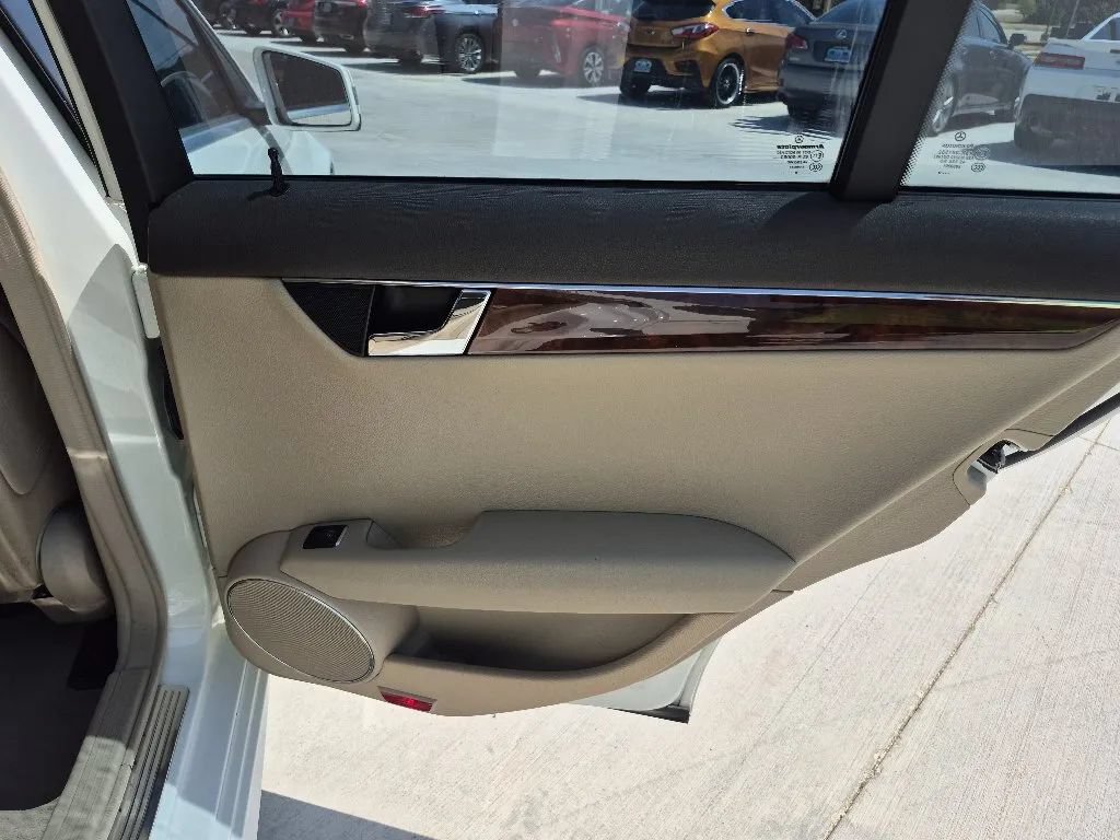 Used 2011 Mercedes-Benz C 300 4MATIC Sedan w/ Multimedia Pkg image 19