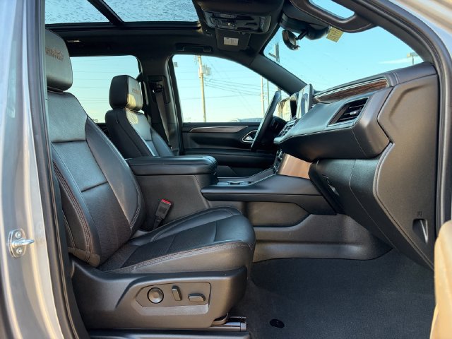 Used 2023 Chevrolet Tahoe High Country w/ Max Trailering Package AWD/4WD image 31
