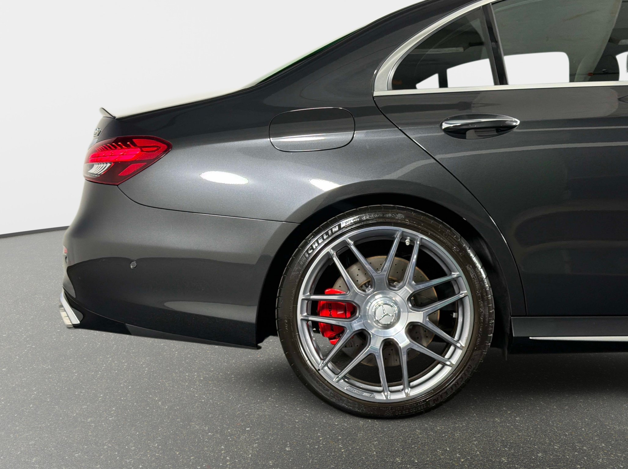 Used 2023 Mercedes-Benz E 63 AMG S image 6