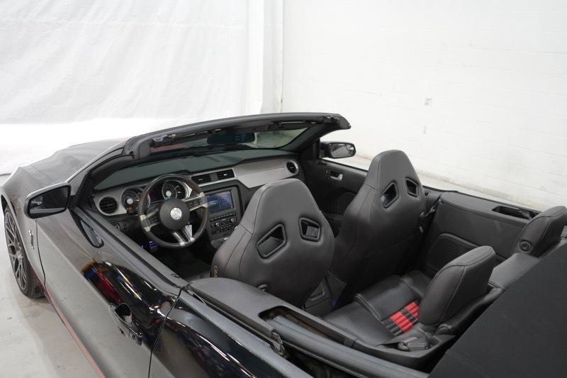 Used 2012 Ford Mustang Shelby GT500 w/ SVT Performance Pkg image 11