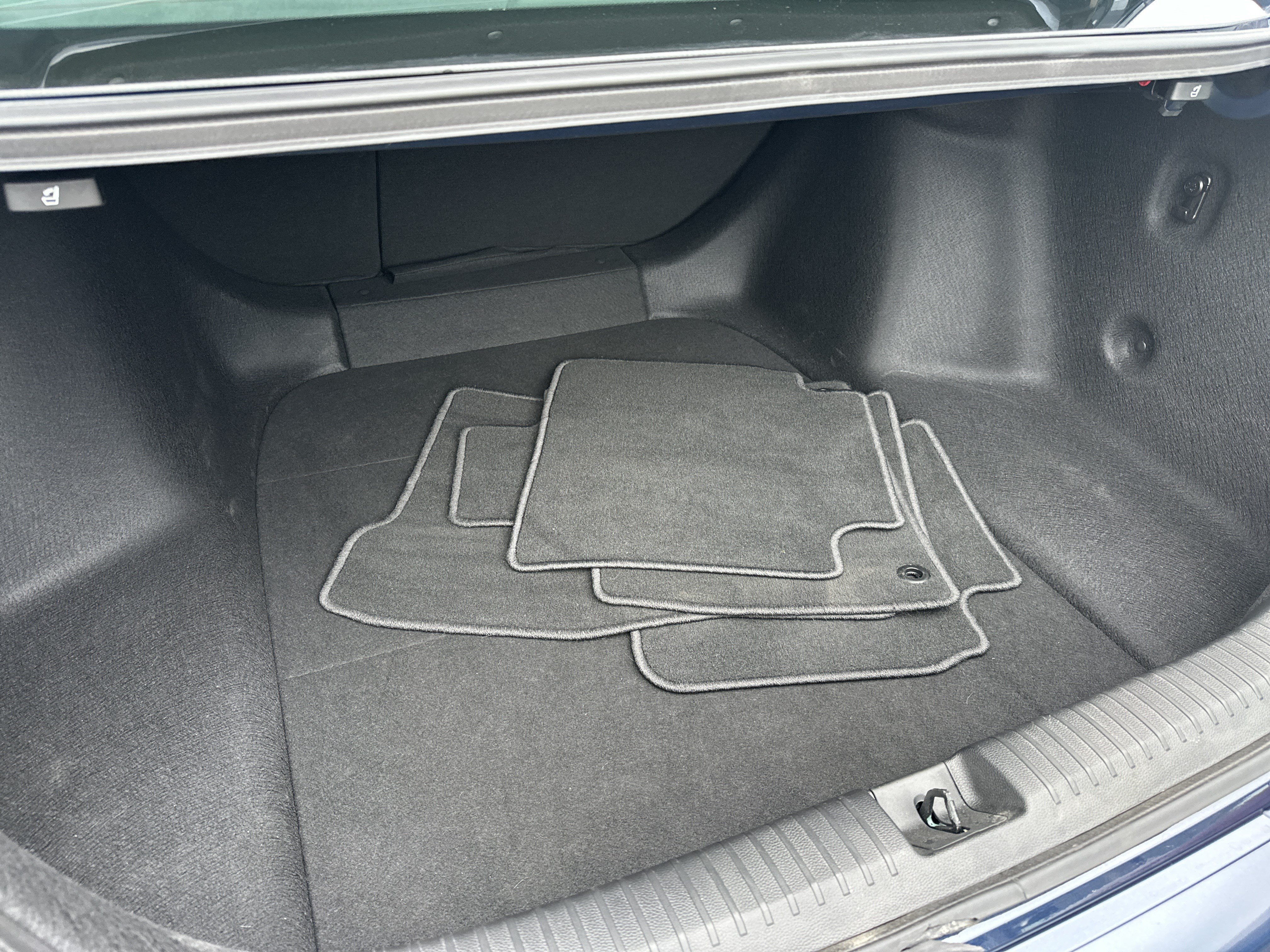 Used 2025 Honda Accord Touring image 32