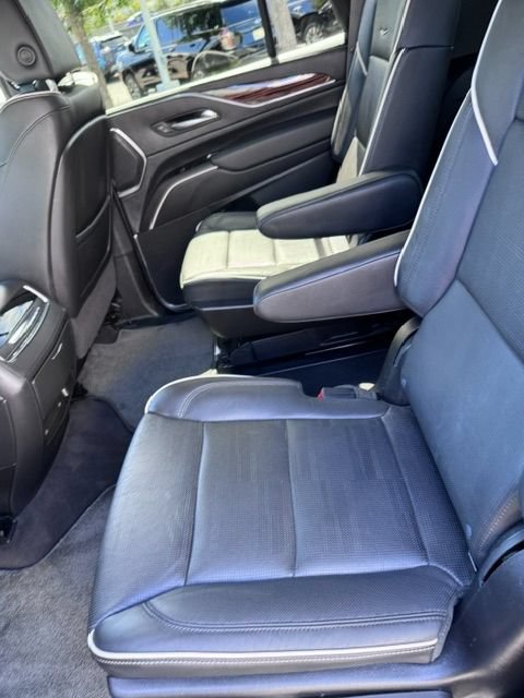 Certified 2024 Cadillac Escalade Premium Luxury AWD/4WD image 12