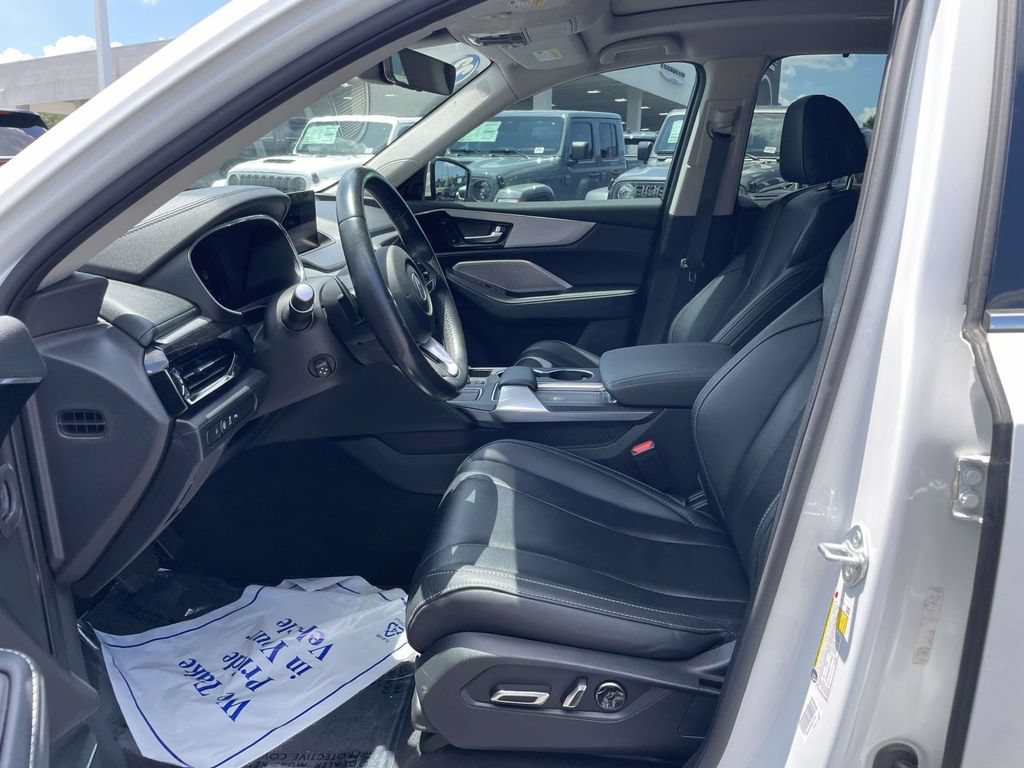 Used 2023 Acura MDX w/ Technology Package FWD image 26