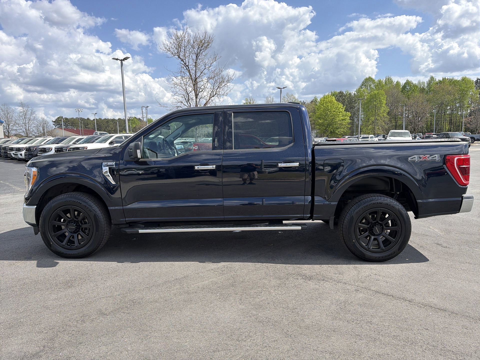 Certified 2022 Ford F150 XLT w/ Equipment Group 302A High image 23