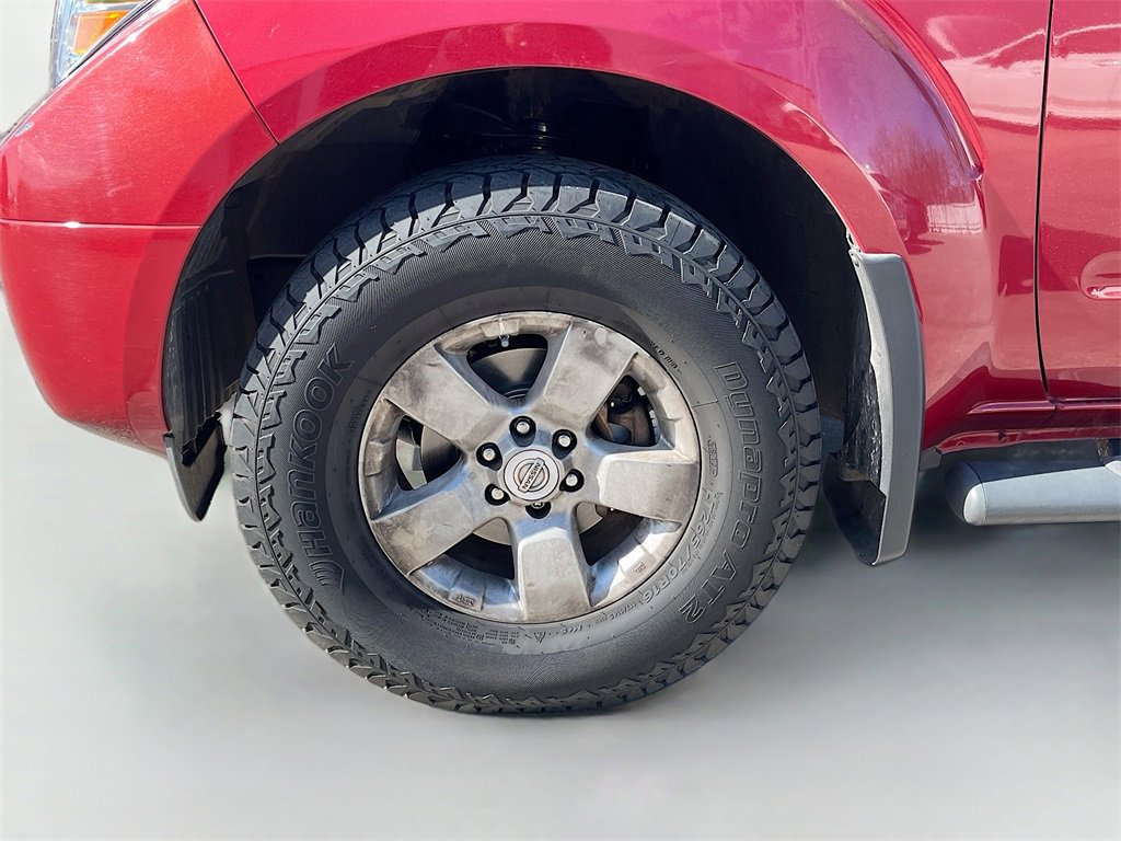 Used 2012 Nissan Frontier SV w/ SV Premium Utility Pkg image 24