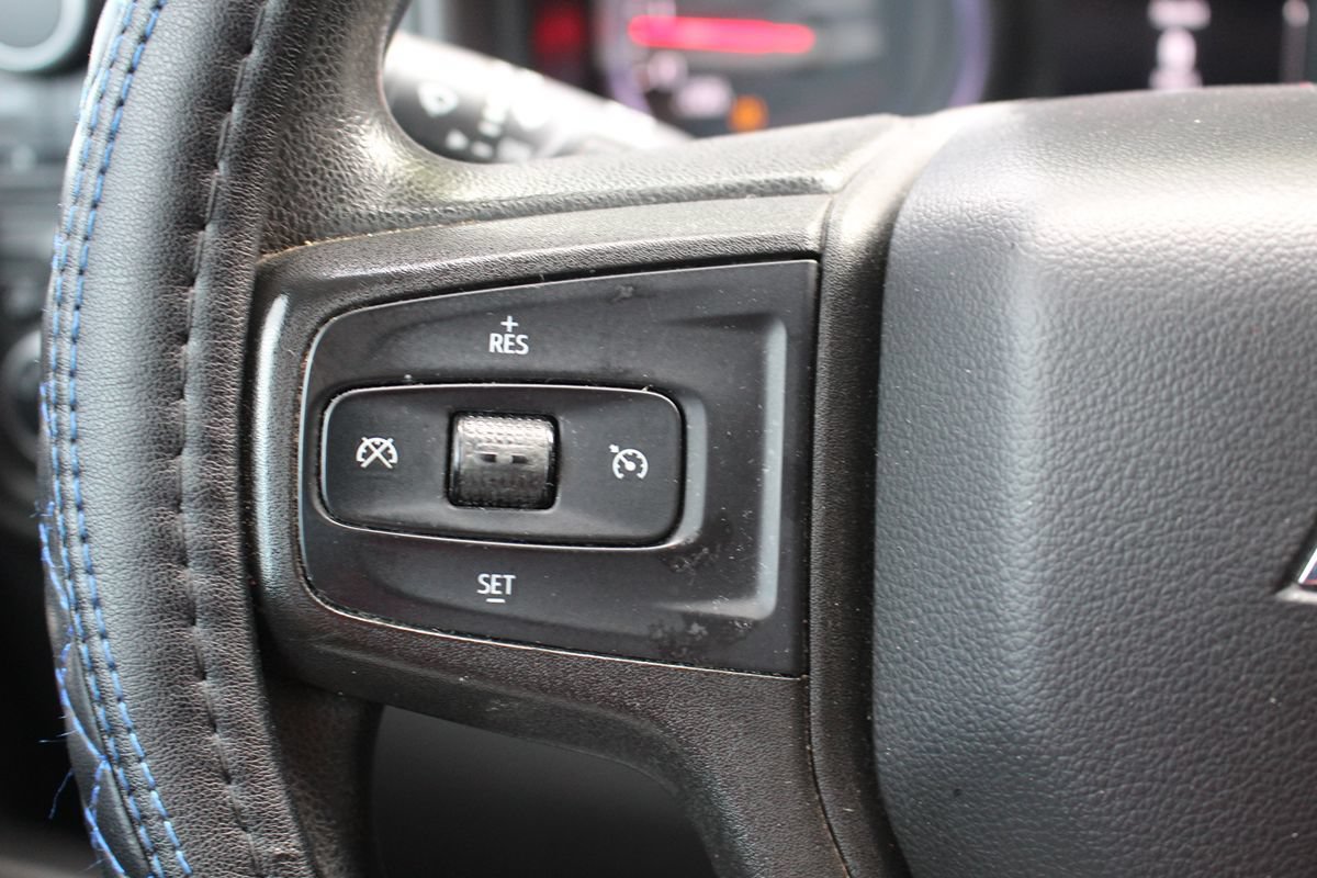 Used 2019 Chevrolet Silverado 1500 Custom Trail Boss w/ Custom Convenience Package AWD/4WD image 19