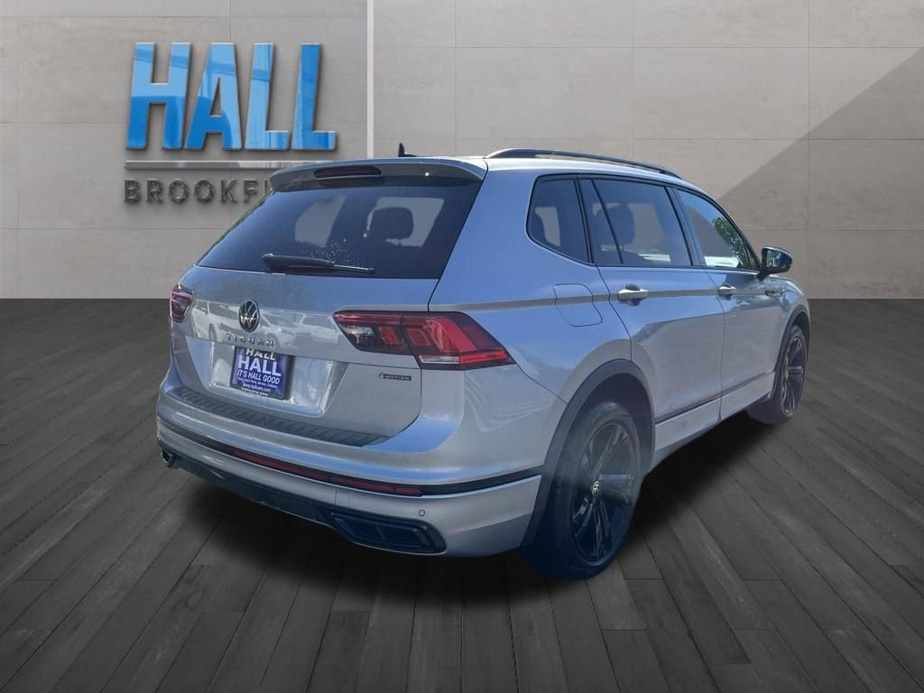 Certified 2023 Volkswagen Tiguan SE R-Line AWD/4WD image 6