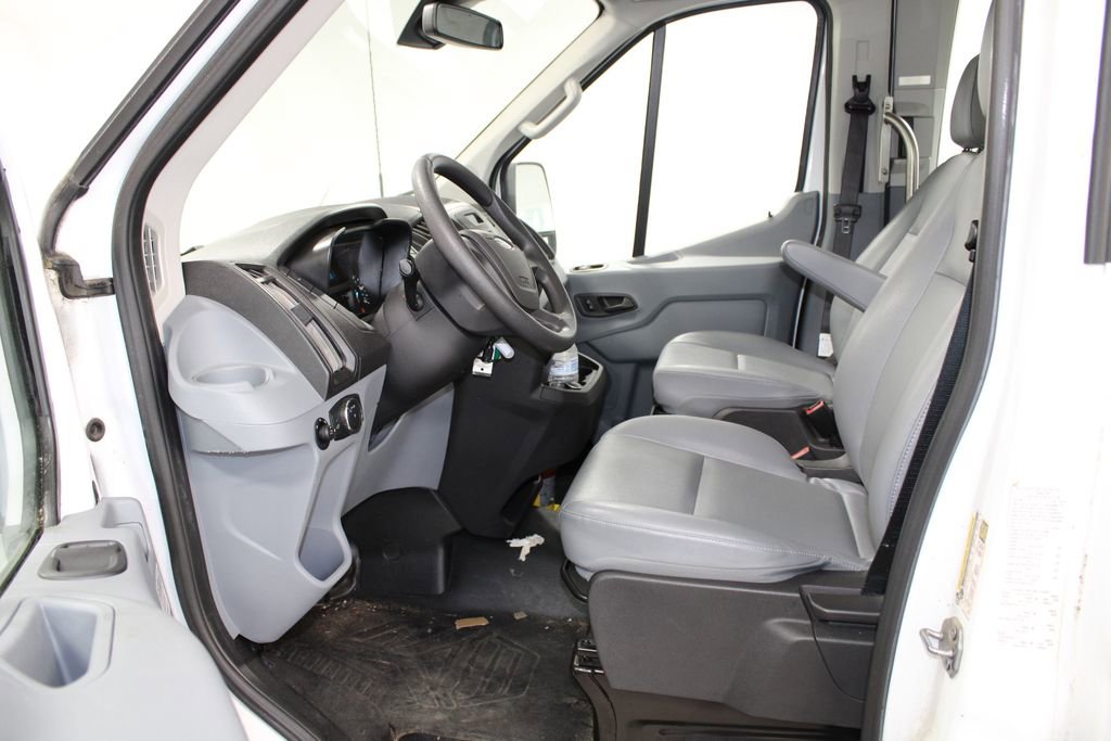 Used 2018 Ford Transit 350 XL image 19