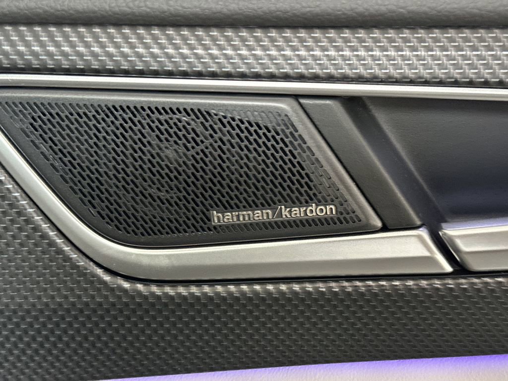 Used 2024 Volkswagen Atlas Cross Sport SEL Premium R-Line image 37