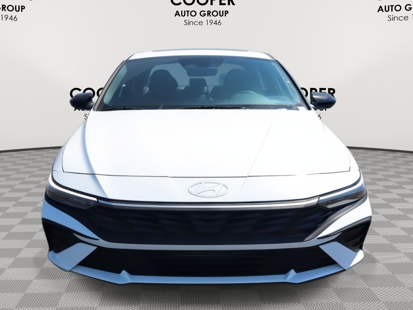 New 2026 Hyundai Elantra SEL Sport FWD image 2