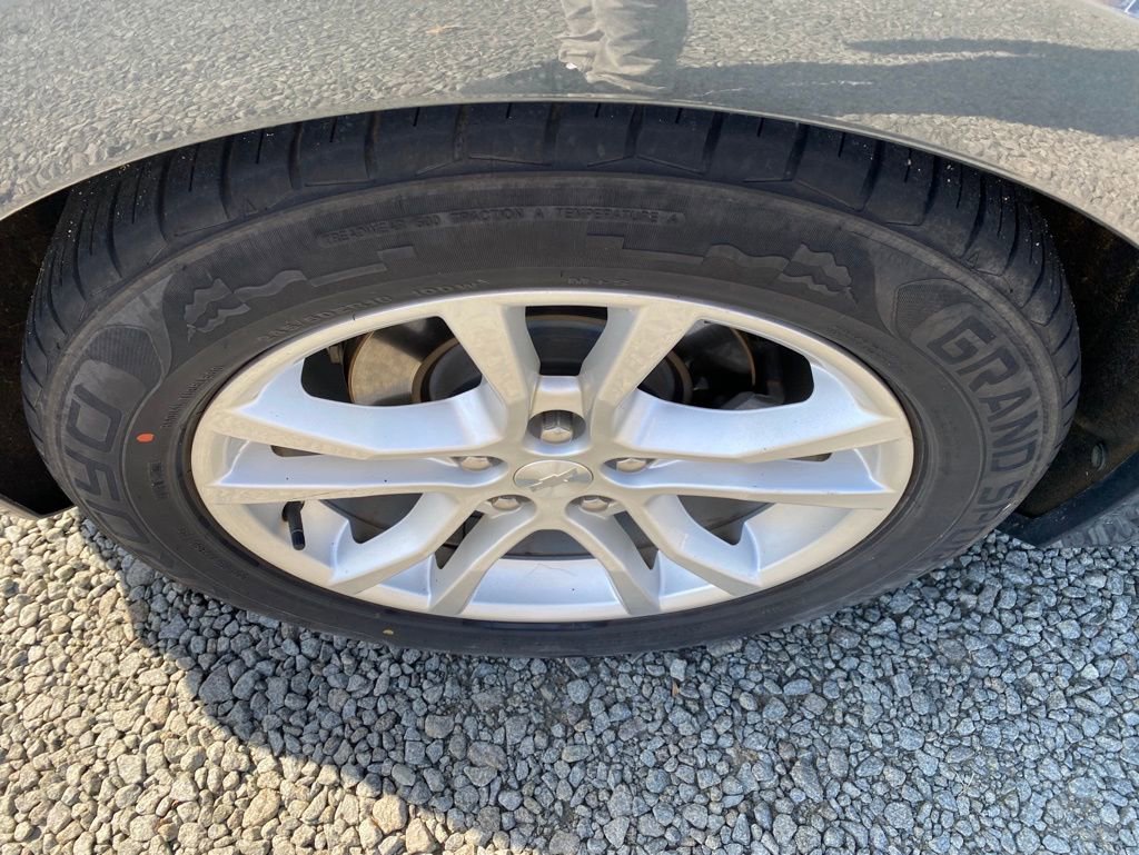 Used 2020 Chevrolet Camaro LS image 21