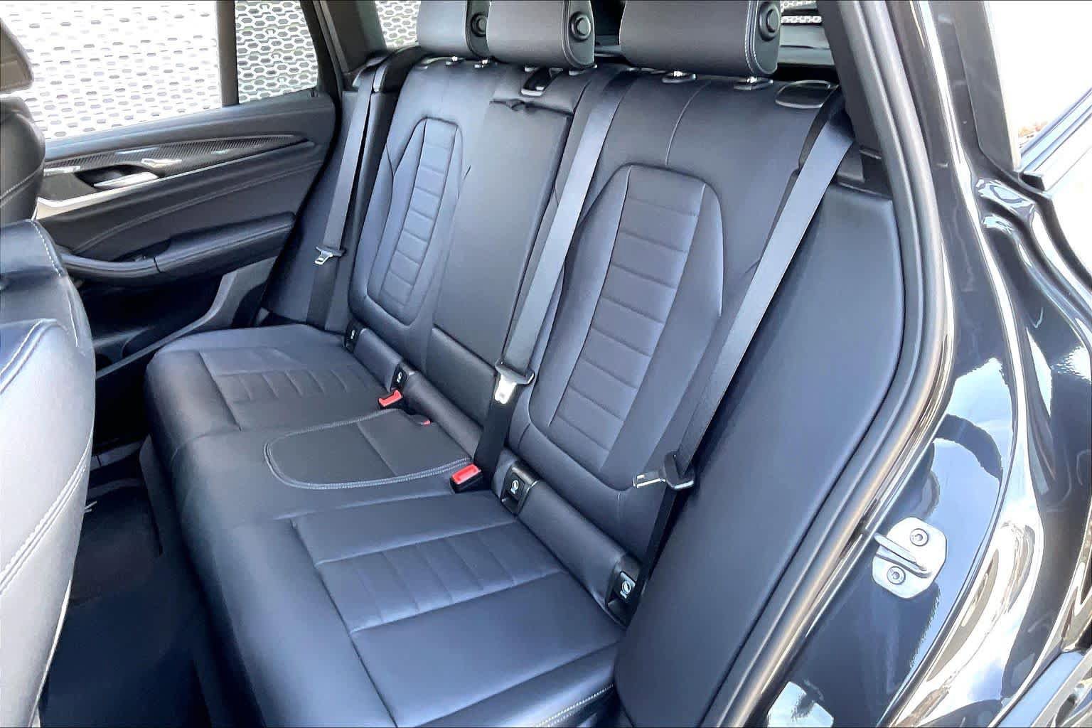 Used 2024 BMW X3 M40i w/ Premium Package image 21