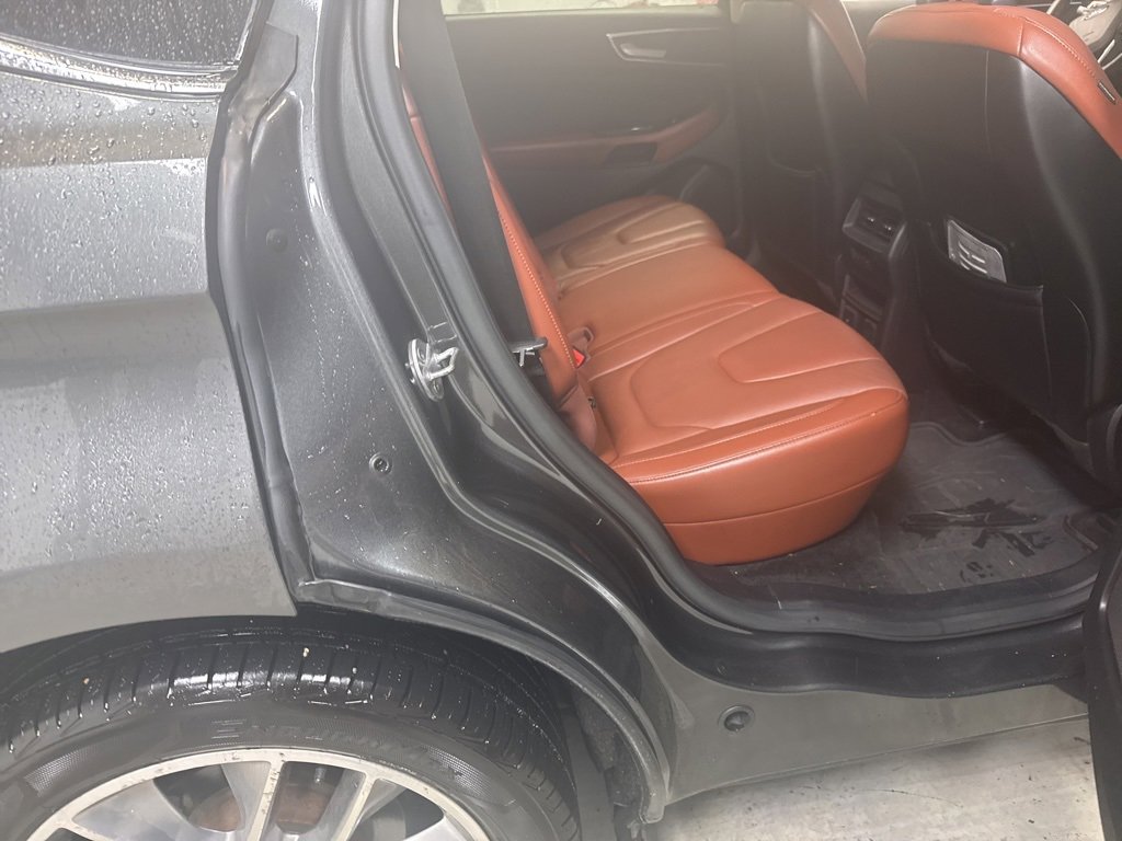 Used 2015 Ford Edge Titanium w/ Canadian Touring Package image 4