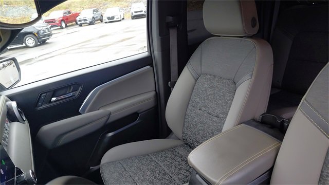 Certified 2024 Chevrolet Colorado ZR2 w/ Technology Package image 18