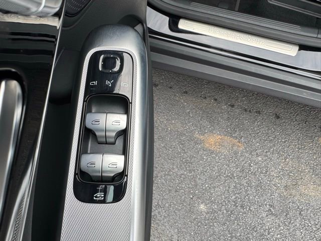 Used 2026 Mercedes-Benz GLC 300 4MATIC image 21