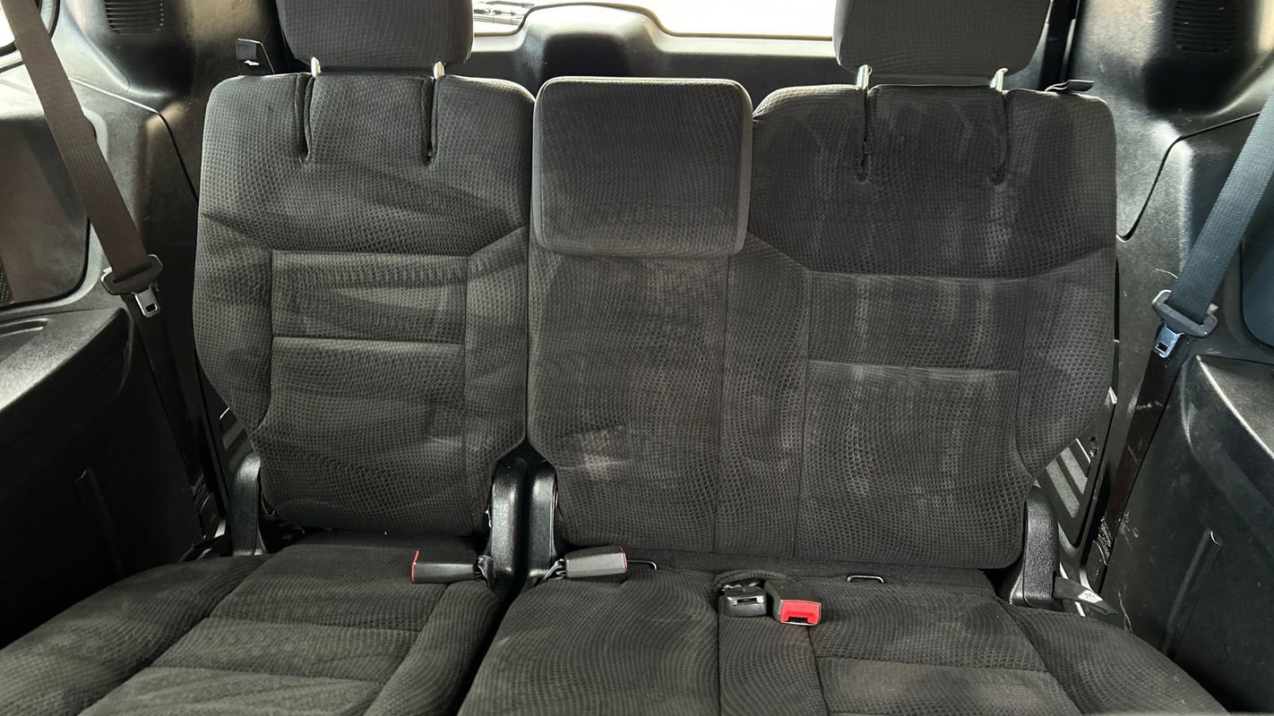 Used 2019 Dodge Grand Caravan SE FWD image 34