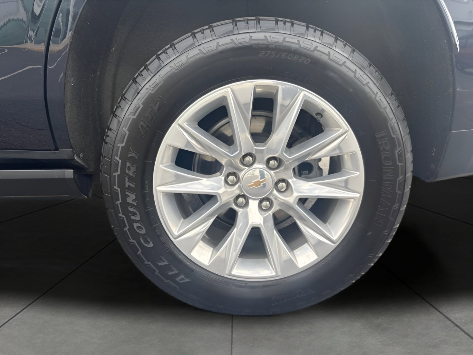Used 2023 Chevrolet Tahoe Premier w/ Premium Package AWD/4WD image 11