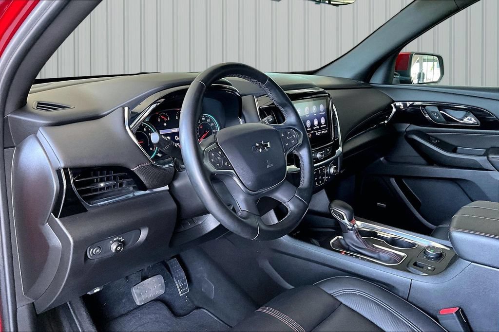 Used 2023 Chevrolet Traverse RS AWD/4WD image 4