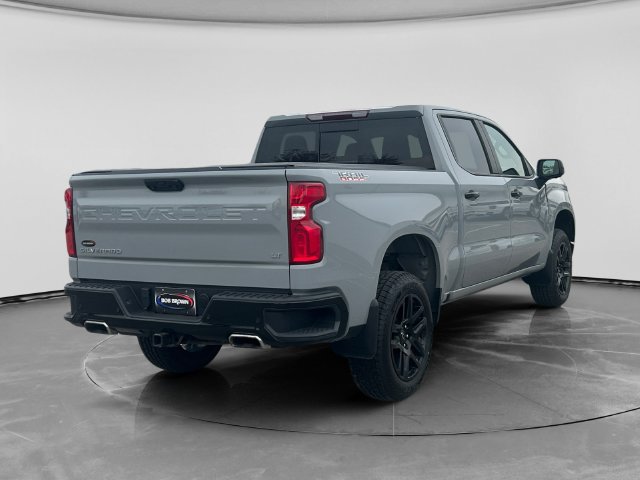 Used 2024 Chevrolet Silverado 1500 LT Trail Boss w/ Convenience Package II AWD/4WD image 3