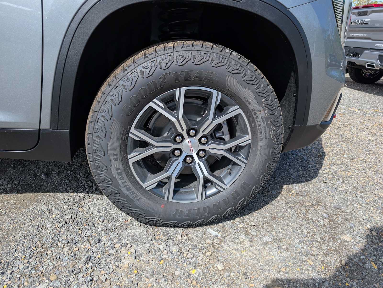 New 2026 GMC Acadia AT4 w/ Luxury Package AWD/4WD image 3