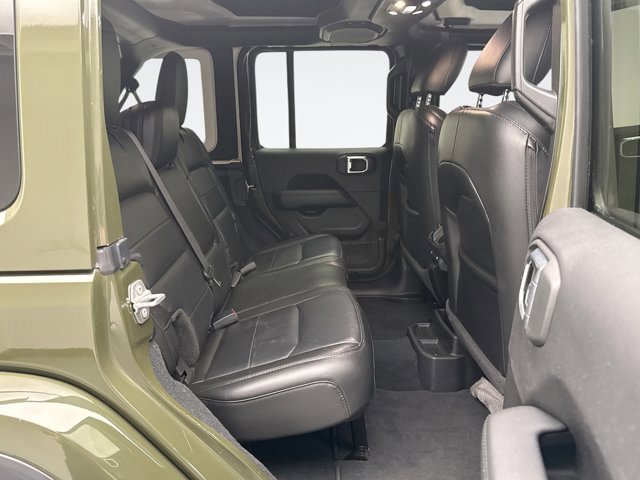Used 2022 Jeep Wrangler Unlimited Sahara image 18