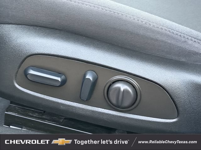 Used 2023 Chevrolet Malibu LT FWD image 29