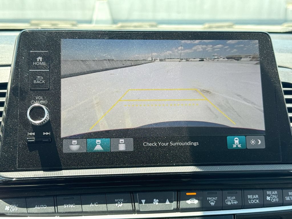 Used 2025 Honda Odyssey EX-L image 16