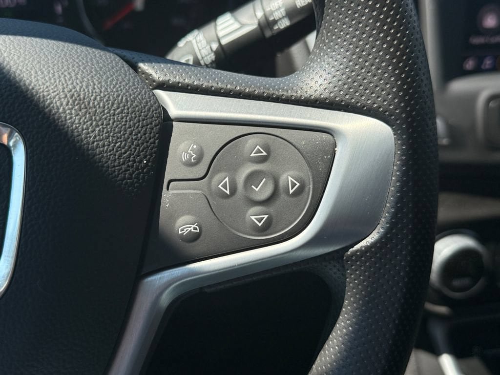 Used 2023 GMC Terrain SLE w/ Driver Convenience Package AWD/4WD image 24