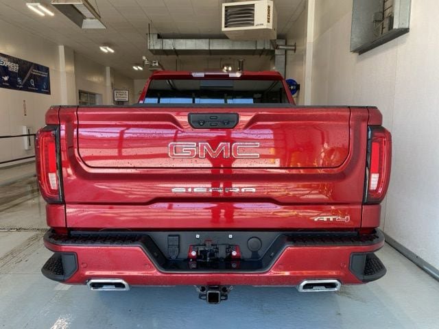Used 2023 GMC Sierra 1500 AT4 w/ AT4 Preferred Package AWD/4WD image 8