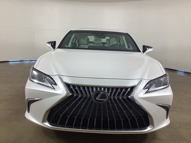 Used 2024 Lexus ES 350 w/ Premium Package FWD image 2