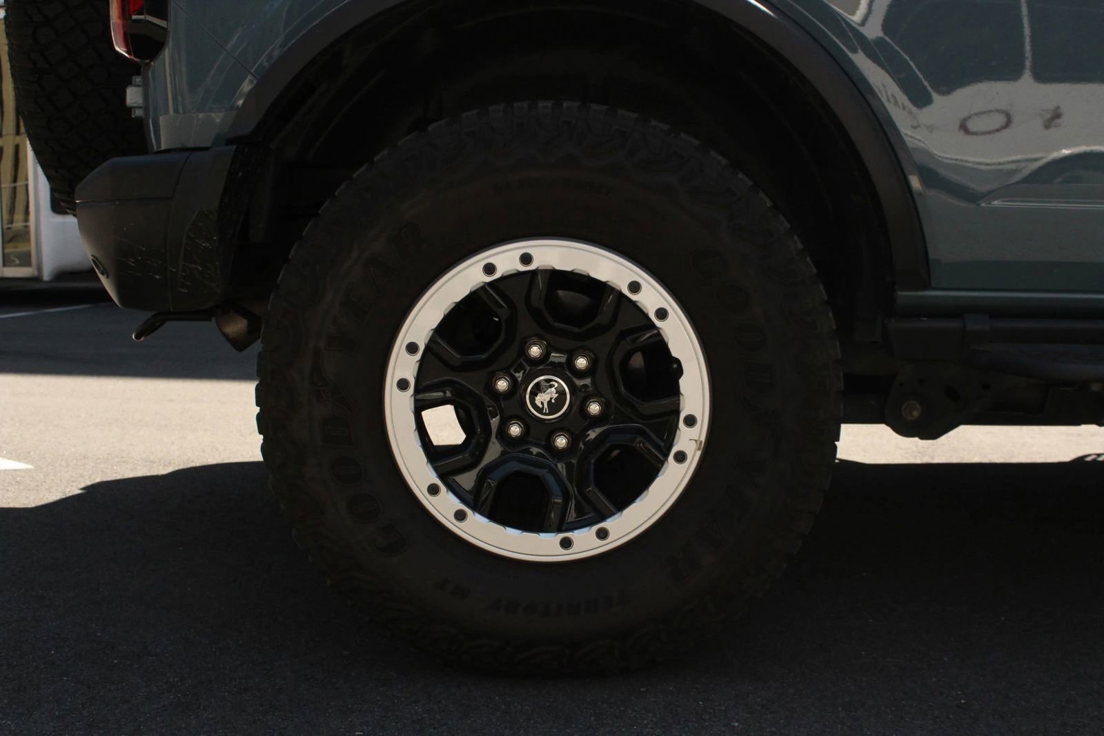 Used 2022 Ford Bronco Badlands w/ Sasquatch Package AWD/4WD image 5