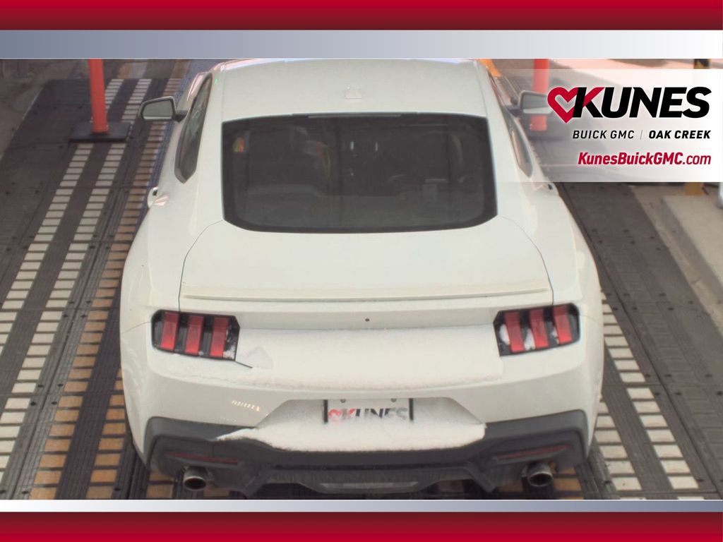 Used 2024 Ford Mustang Premium image 18