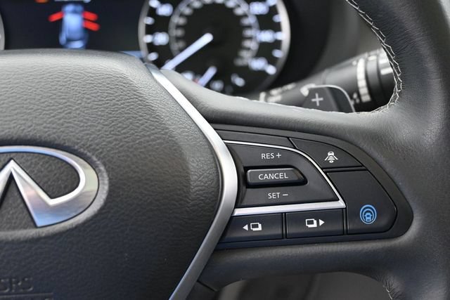 Used 2023 INFINITI QX50 Luxe w/ Accent Package FWD image 24