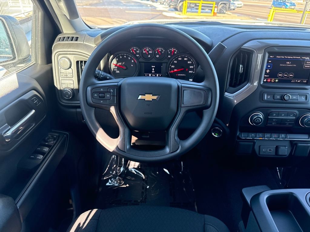 Used 2026 Chevrolet Silverado 1500 Custom w/ Turbomax Blackout Package image 13