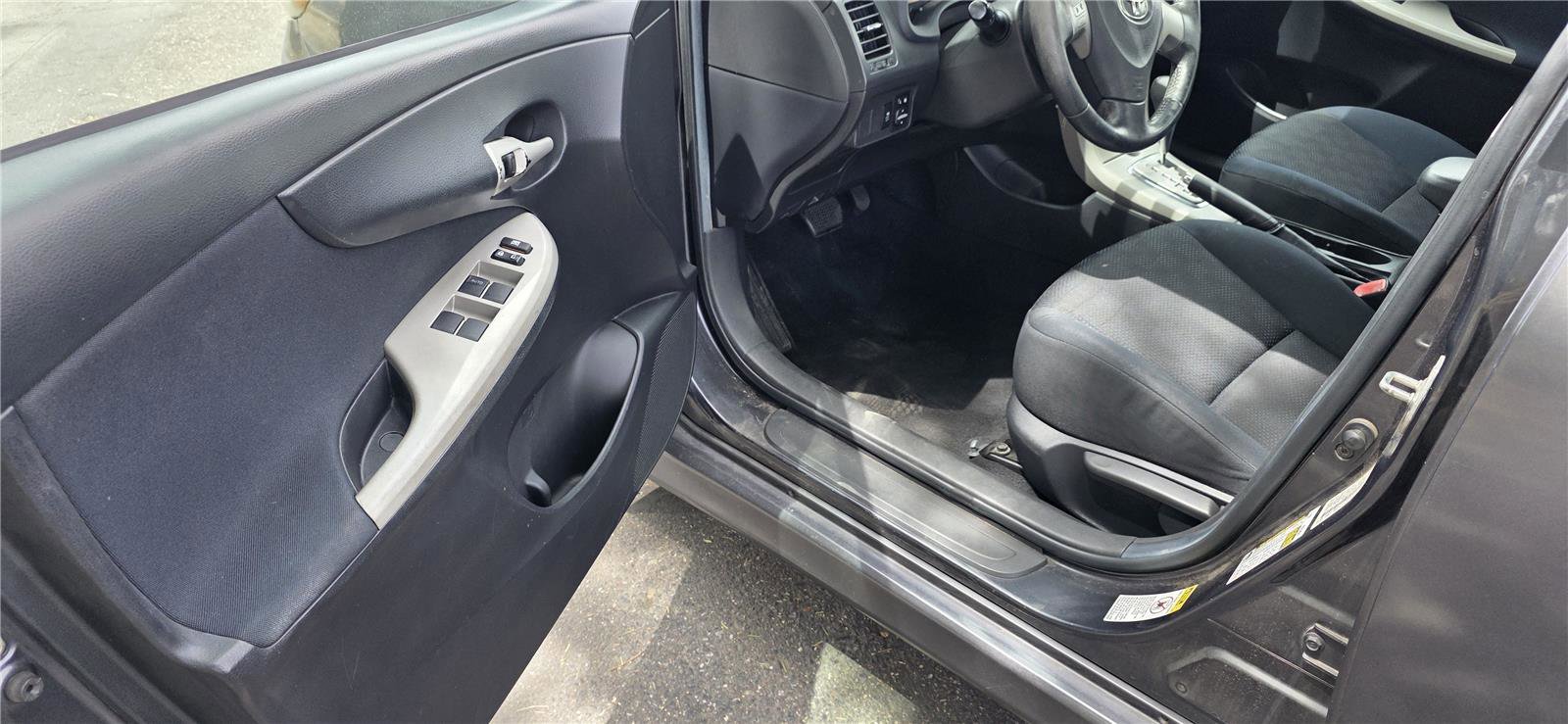 Used 2010 Toyota Corolla S FWD image 11