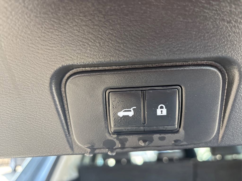 Used 2023 Nissan Rogue SL w/ SL Premium Package image 14