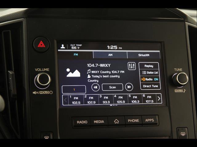 Used 2025 Subaru Crosstrek 2.0i image 10