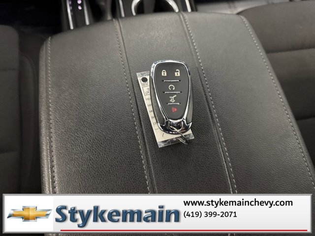 Used 2023 Chevrolet Traverse LT image 5