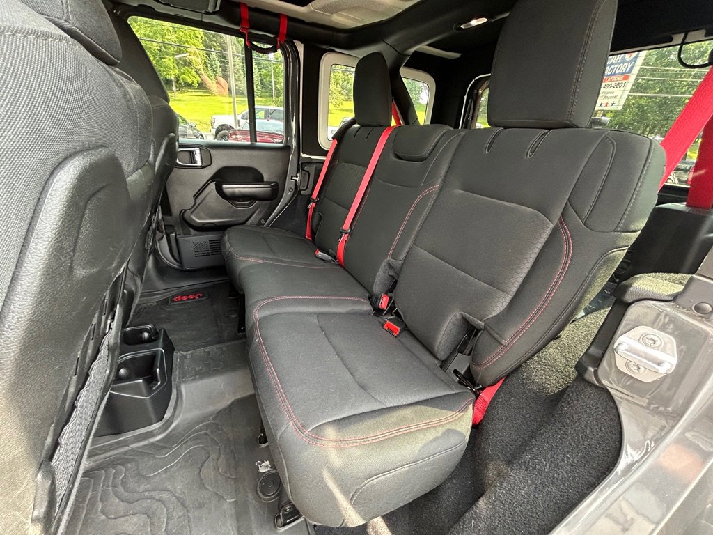 Used 2020 Jeep Wrangler Unlimited Rubicon w/ Quick Order Package 28Y Recon AWD/4WD image 15