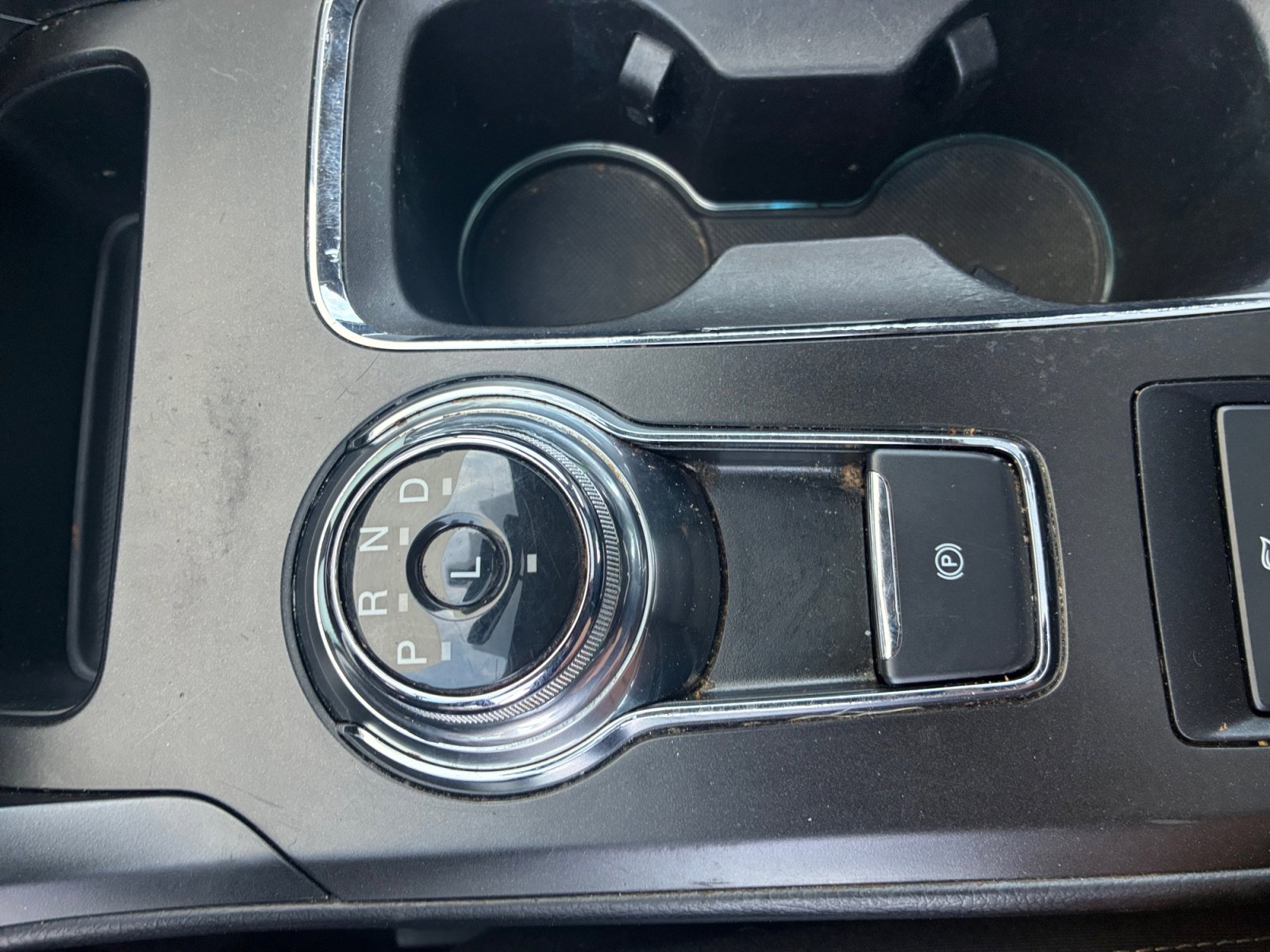 Used 2018 Ford Fusion Titanium image 35